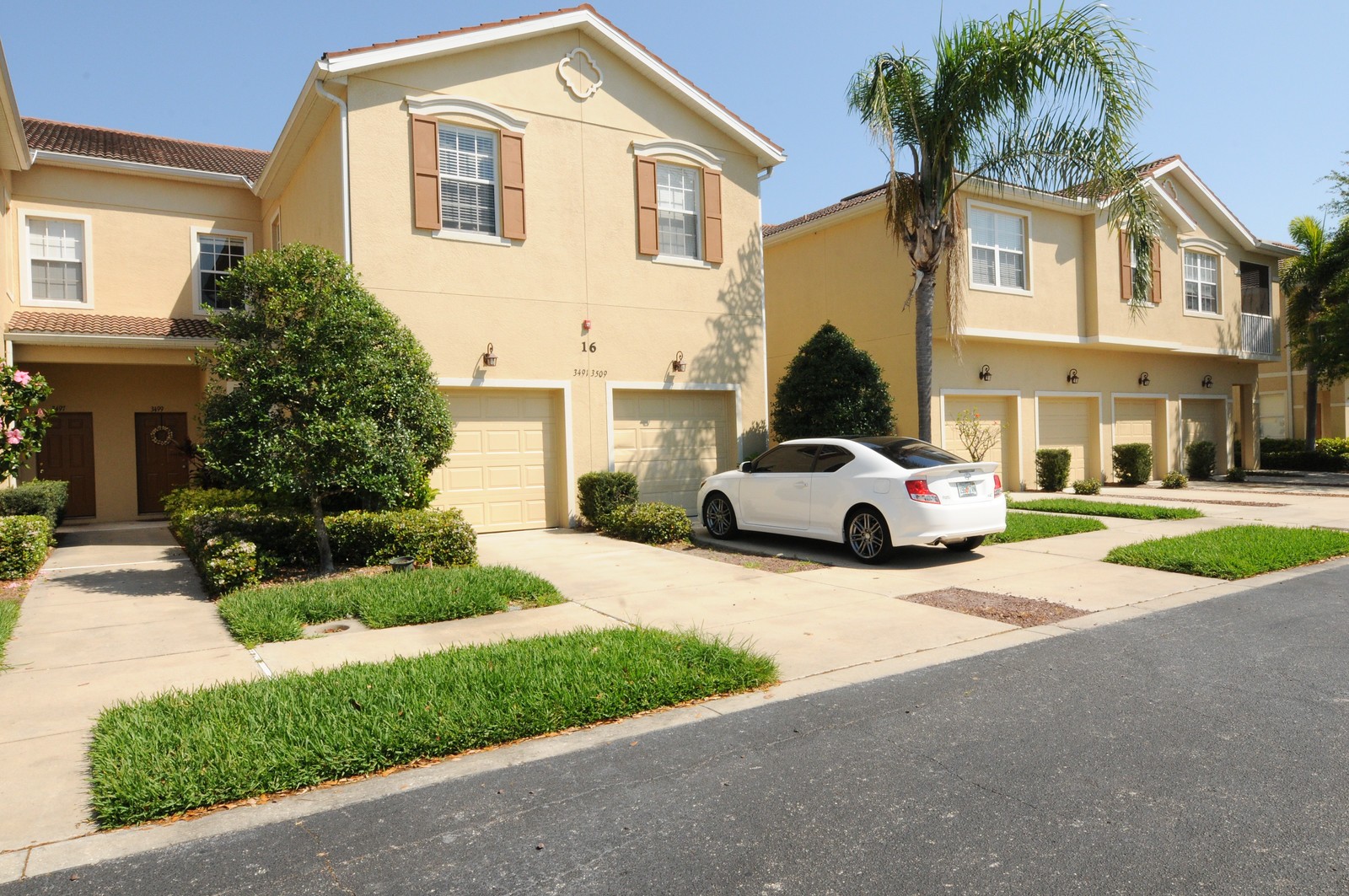 3499 Parkridge Circle